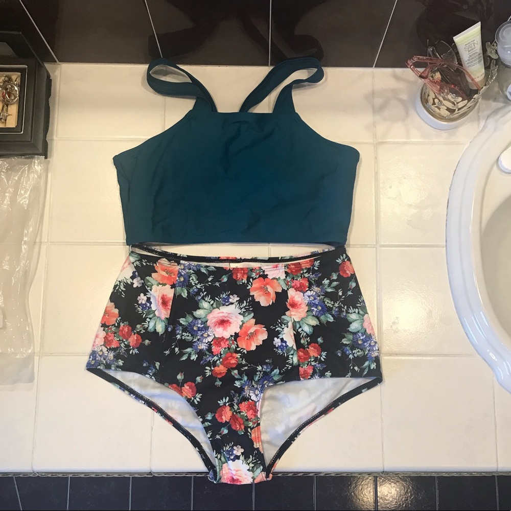 2 piece swimsuit